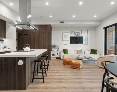 556 N Flores Street - Photo Thumbnail 5