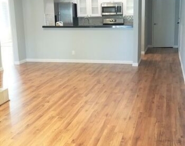 1031 N Crescent Heights Boulevard - Photo Thumbnail 2