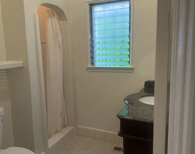 8381 W 4th Street - Photo Thumbnail 2