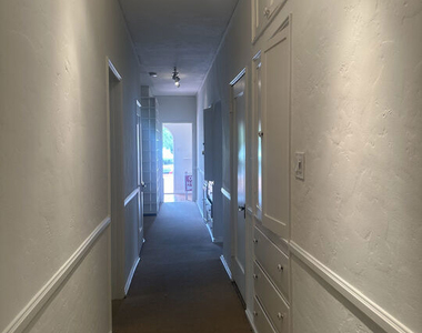 8381 W 4th Street - Photo Thumbnail 3