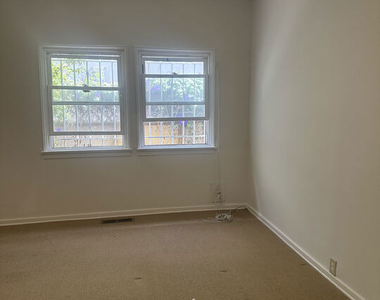 8381 W 4th Street - Photo Thumbnail 4