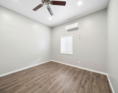 1543 W 23rd Street - Photo Thumbnail 7