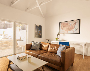 2272 India Street - Photo Thumbnail 12