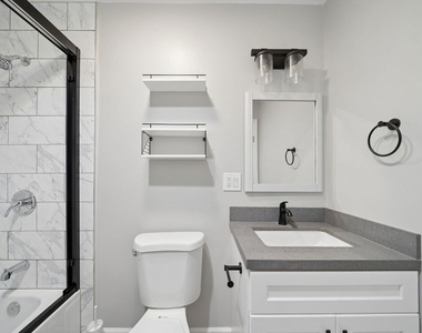 1545 W 23rd Street - Photo Thumbnail 7