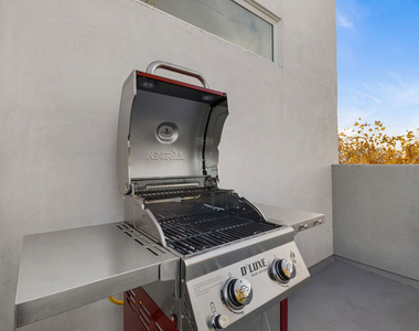 4806 Sylmar Ave Penthouse - Photo Thumbnail 26