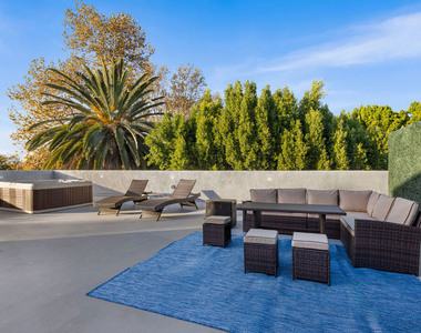 4806 Sylmar Ave Penthouse - Photo Thumbnail 57
