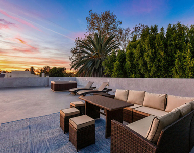 4806 Sylmar Ave Penthouse - Photo Thumbnail 28