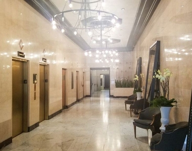 460 S Spring Street - Photo Thumbnail 26