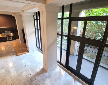 460 S Spring Street - Photo Thumbnail 1
