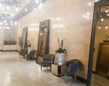 460 S Spring Street - Photo Thumbnail 28