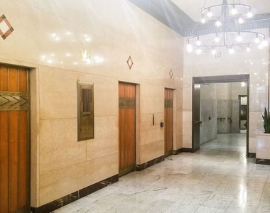 460 S Spring Street - Photo Thumbnail 32