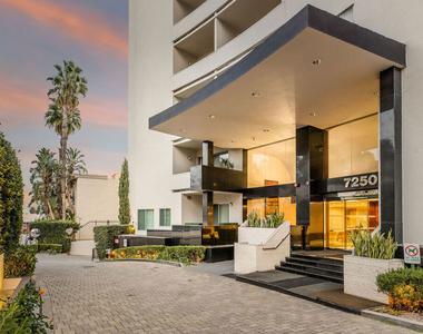 7250 Franklin Avenue - Photo Thumbnail 40