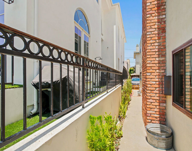 23 Privateer Street - Photo Thumbnail 50