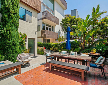 23 Privateer Street - Photo Thumbnail 4