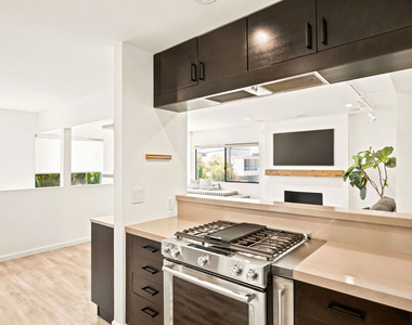 23 Privateer Street - Photo Thumbnail 17