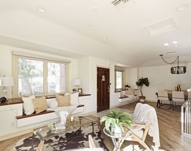 272 N Chester Avenue - Photo Thumbnail 5