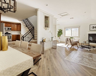 272 N Chester Avenue - Photo Thumbnail 21