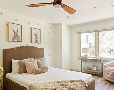272 N Chester Avenue - Photo Thumbnail 30