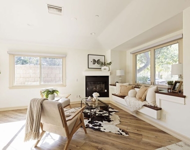 272 N Chester Avenue - Photo Thumbnail 4