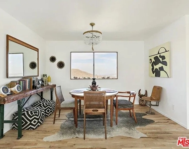 5928 Chula Vista Avenue - Photo Thumbnail 4