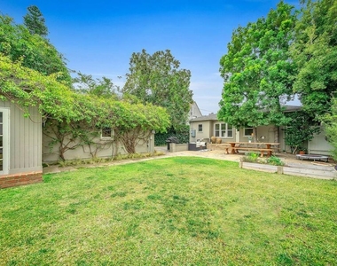 630 S Gretna Green Way - Photo Thumbnail 24