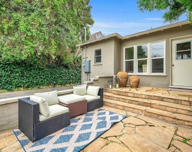 630 S Gretna Green Way - Photo Thumbnail 21