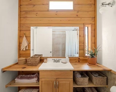 6036 Chula Vista Avenue - Photo Thumbnail 14
