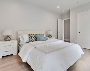 919 Isabel Street - Photo Thumbnail 14