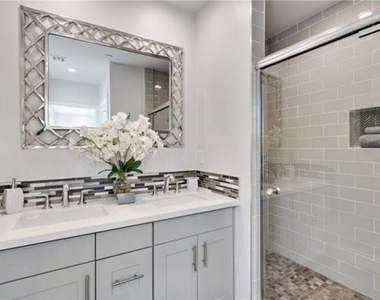 919 Isabel Street - Photo Thumbnail 11