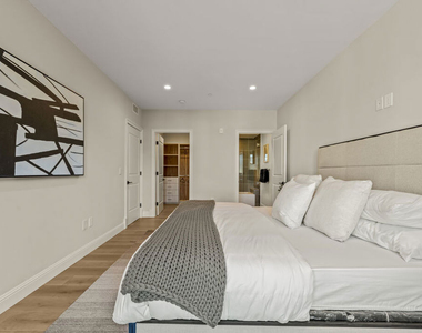 1825 Pandora Avenue - Photo Thumbnail 20