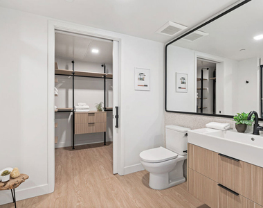 3667 Keystone Avenue - Photo Thumbnail 8