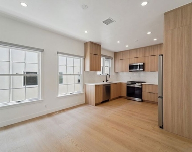 9122 W 3rd Street - Photo Thumbnail 9
