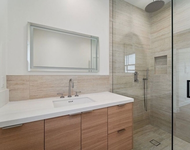 9122 W 3rd Street - Photo Thumbnail 19