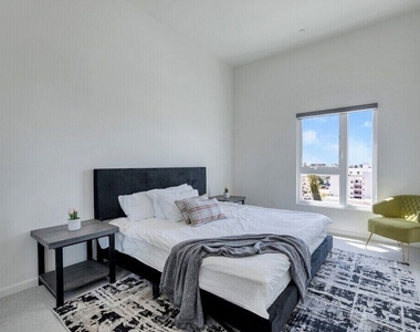 983 Dewey Avenue - Photo Thumbnail 2