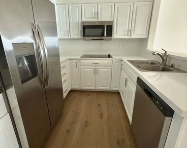 18069 Coastline Drive - Photo Thumbnail 6