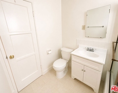 10612 Wilkins Avenue - Photo Thumbnail 11