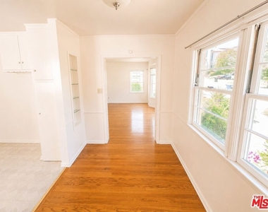 10612 Wilkins Avenue - Photo Thumbnail 6