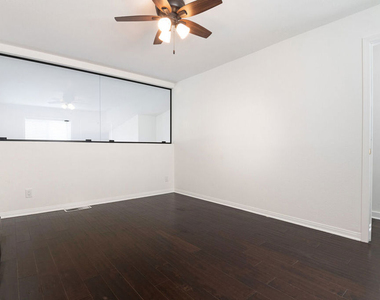 1650 Veteran Avenue - Photo Thumbnail 21