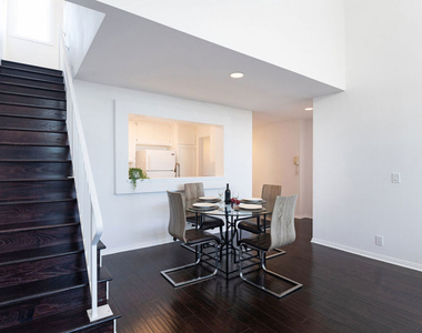1650 Veteran Avenue - Photo Thumbnail 19