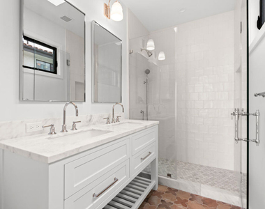 930 Lincoln Boulevard - Photo Thumbnail 20