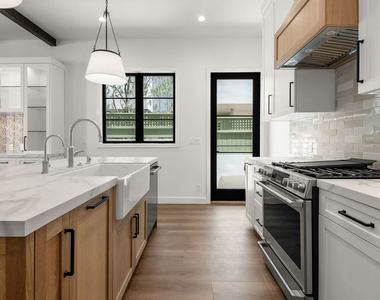 930 Lincoln Boulevard - Photo Thumbnail 25
