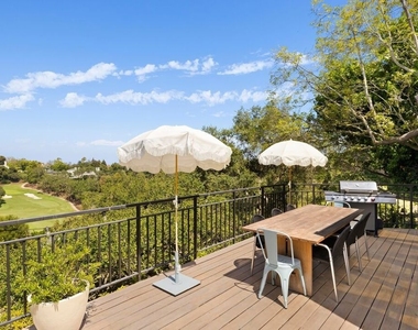 282 Bentley Circle - Photo Thumbnail 14