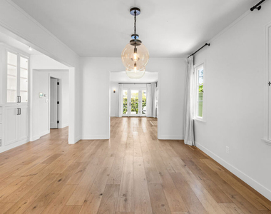 928 Lincoln Boulevard - Photo Thumbnail 11
