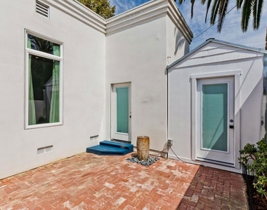 7270 Waring Avenue - Photo Thumbnail 31