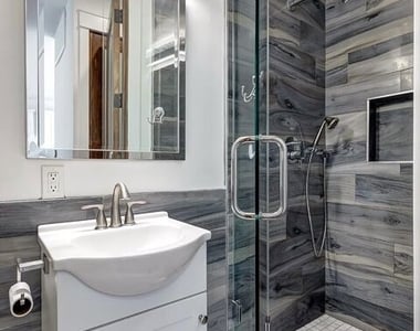 7270 Waring Avenue - Photo Thumbnail 26