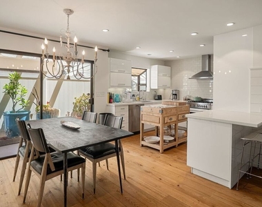 812 16th Street - Photo Thumbnail 5
