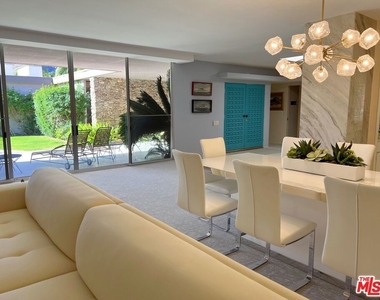 500 W Arenas Road - Photo Thumbnail 10