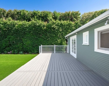 1441 N Ogden Drive - Photo Thumbnail 35