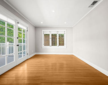 1441 N Ogden Drive - Photo Thumbnail 30