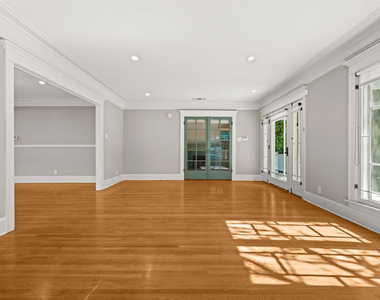 1441 N Ogden Drive - Photo Thumbnail 9